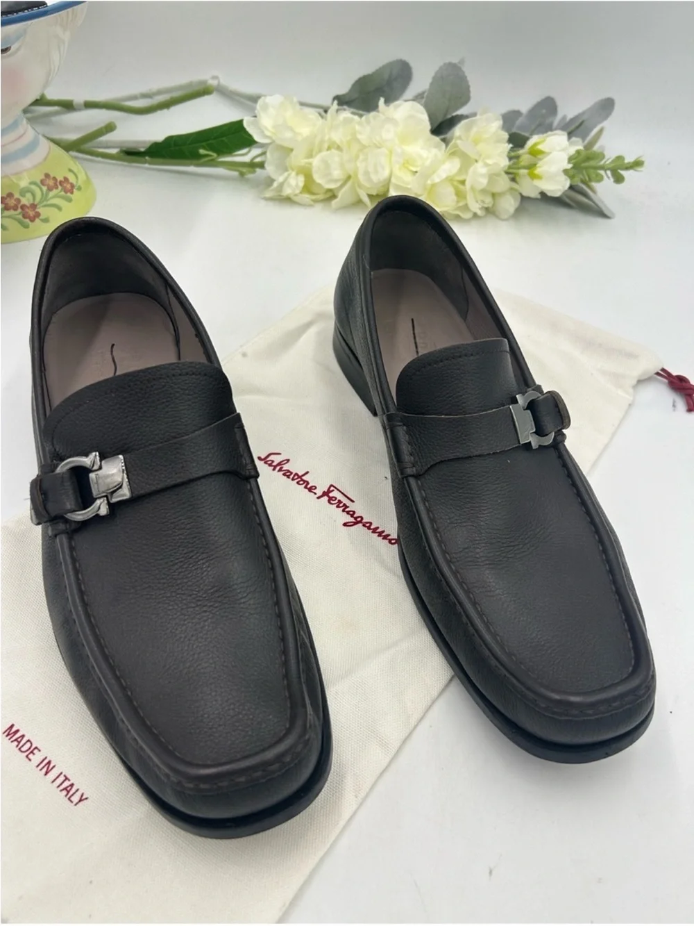 Men’s Salvatore, Ferragamo Gancini pebble grain loafers size 9E made in Italy